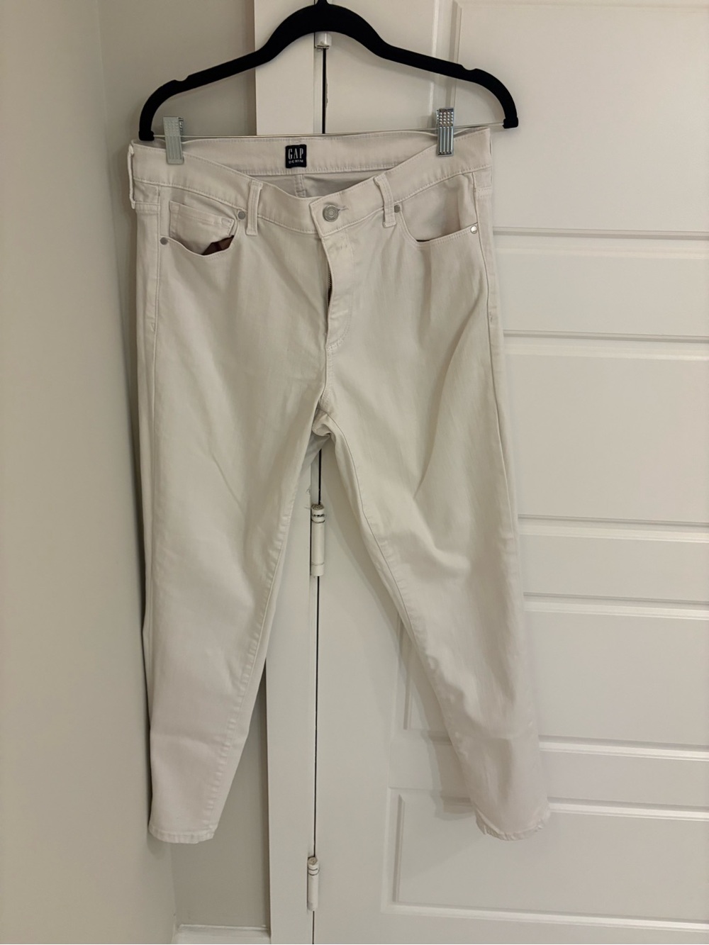 GAP Women's White Skinny Jeans